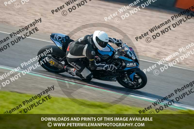 donington no limits trackday;donington park photographs;donington trackday photographs;no limits trackdays;peter wileman photography;trackday digital images;trackday photos